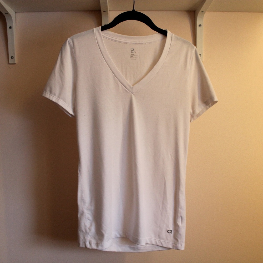 Gap Fit Athletic T-Shirt